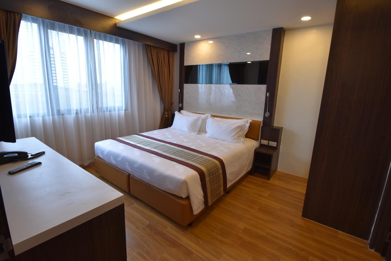 โรงแรม GOLDEN JOMTIEN BEACH HOTEL PATTAYA 4* (ไทย) - จาก 2755 THB | HOTELMIX